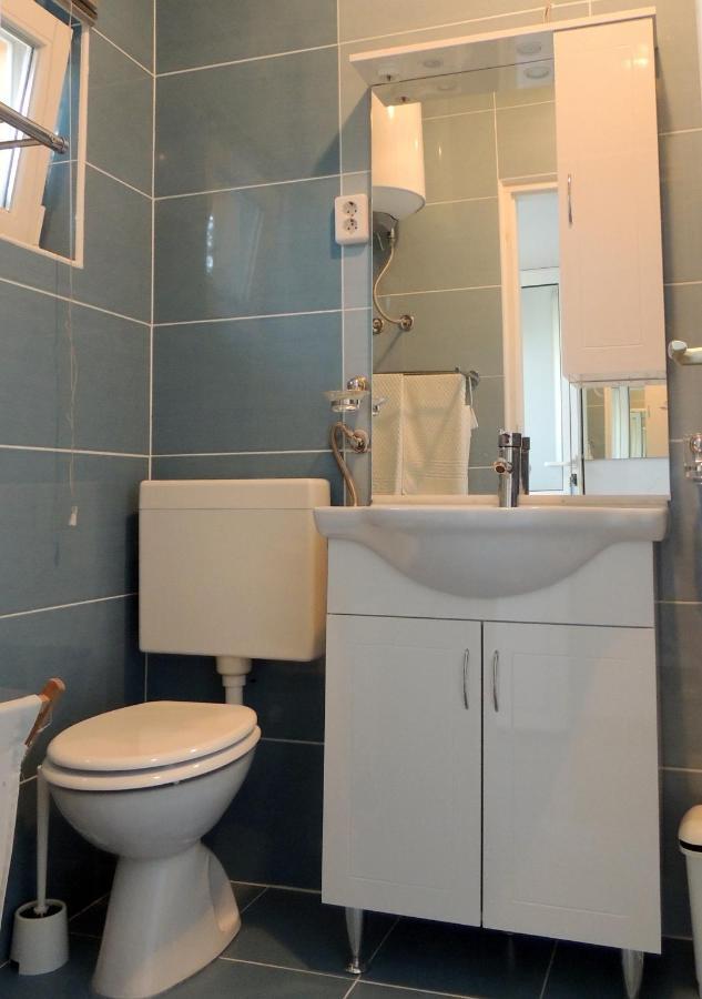 Apartman Husic Pag Town Eksteriør bilde