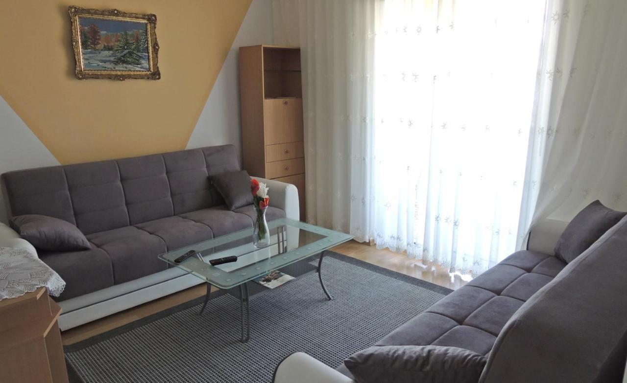 Apartman Husic Pag Town Eksteriør bilde
