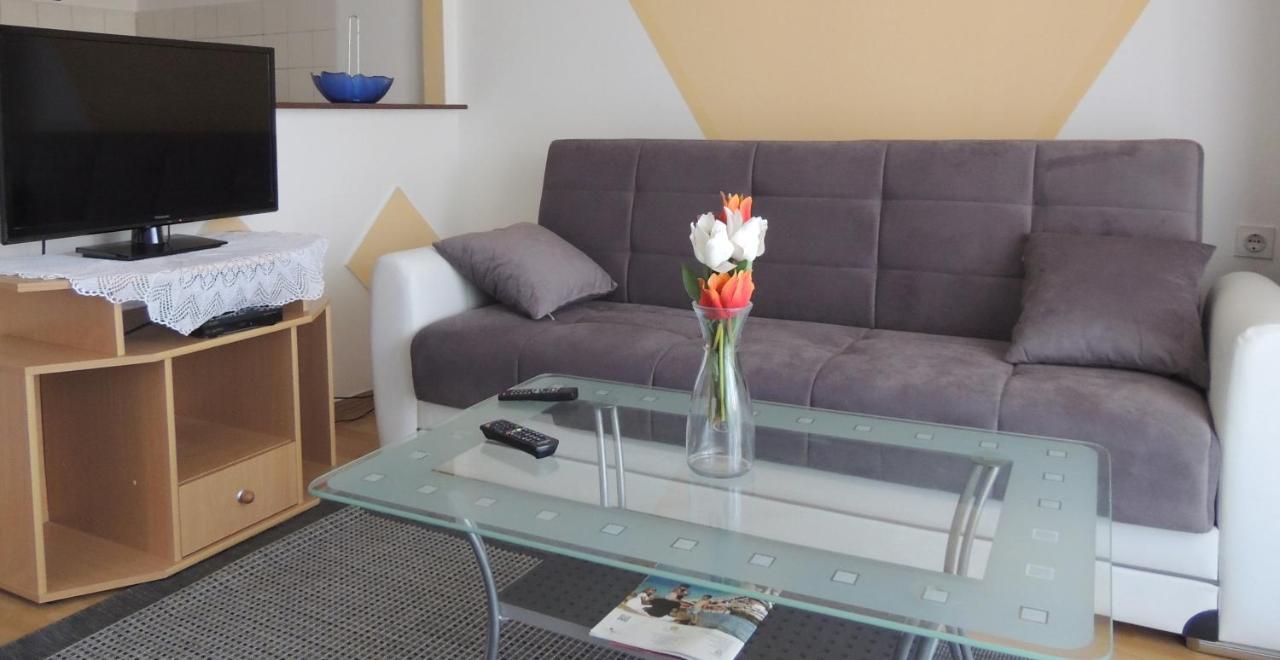 Apartman Husic Pag Town Eksteriør bilde