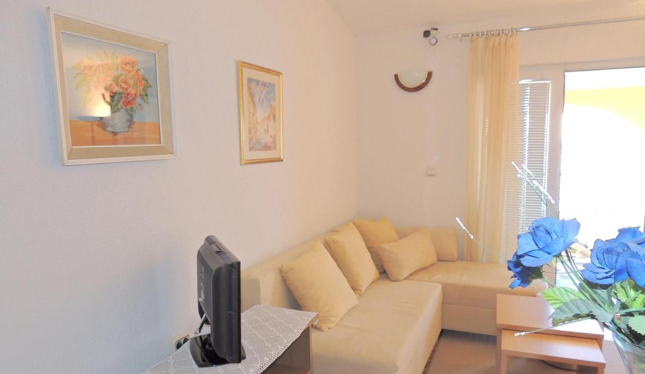 Apartman Husic Pag Town Eksteriør bilde