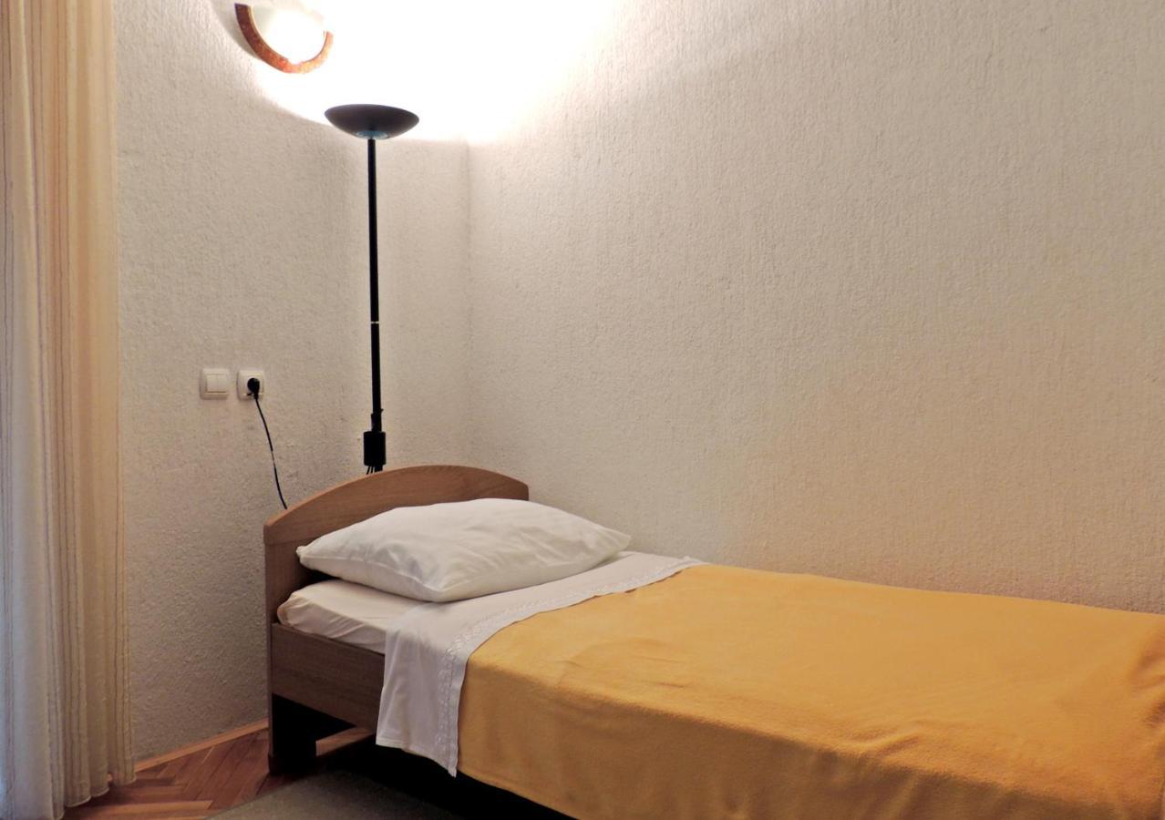 Apartman Husic Pag Town Eksteriør bilde