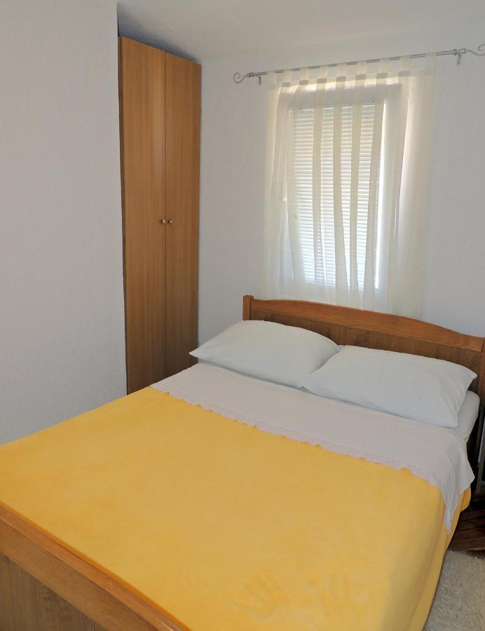 Apartman Husic Pag Town Eksteriør bilde