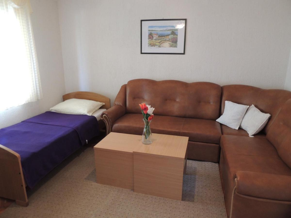 Apartman Husic Pag Town Eksteriør bilde