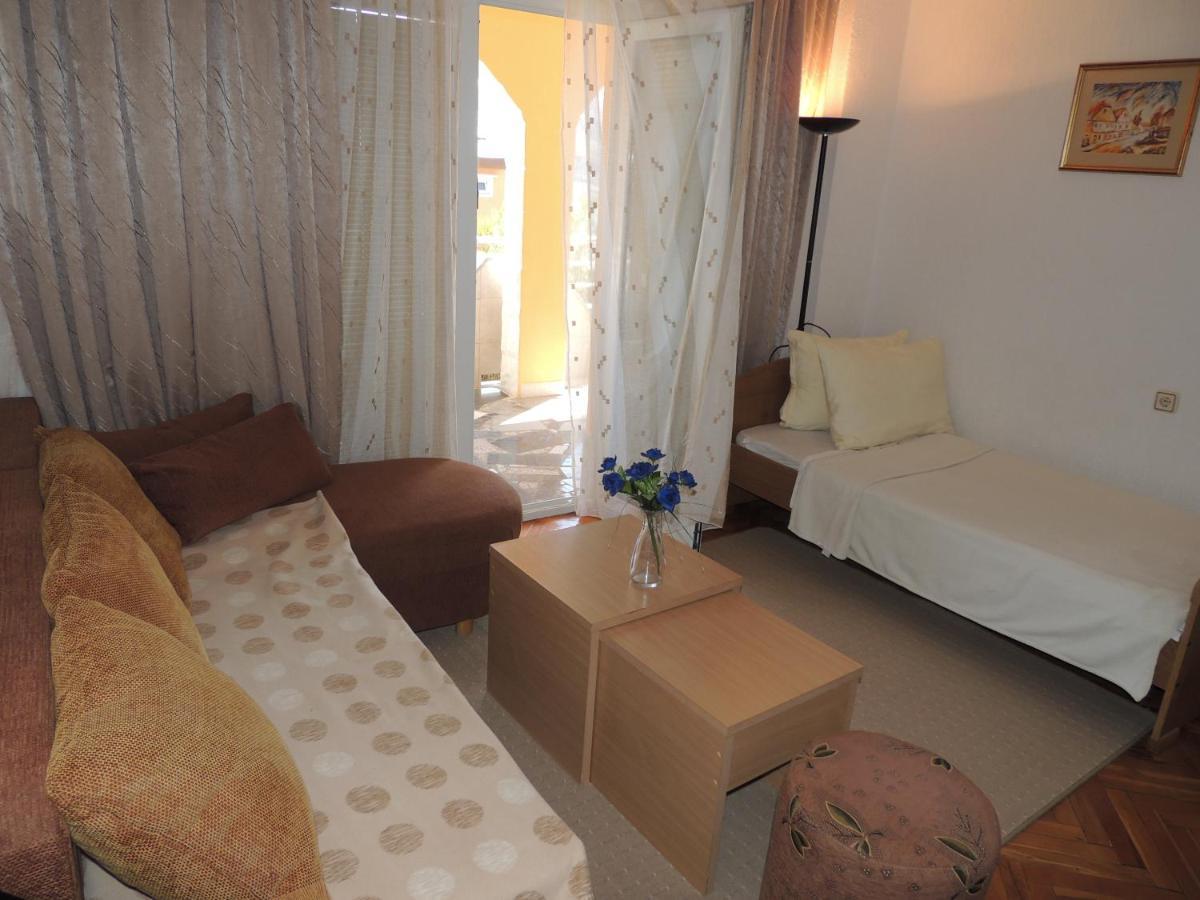 Apartman Husic Pag Town Eksteriør bilde